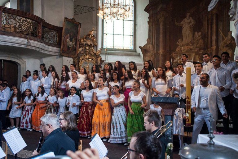 Hudební léto 2018 – HEJ ROMALE, fotografie 9
