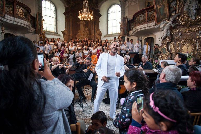 Hudební léto 2018 – HEJ ROMALE, fotografie 24
