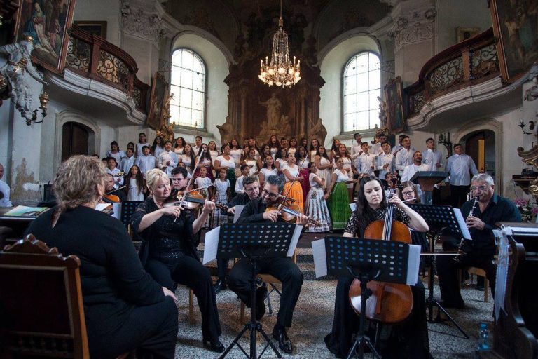 Hudební léto 2018 – HEJ ROMALE, fotografie 28
