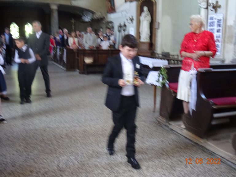 První svaté přijímaní 2022, fotografie 33