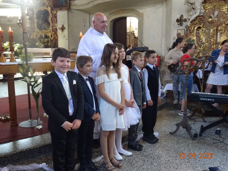 První svaté přijímaní 2022, fotografie 51